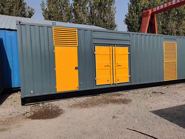 朝阳300kw 柴油发电机组用多大的空气开关？